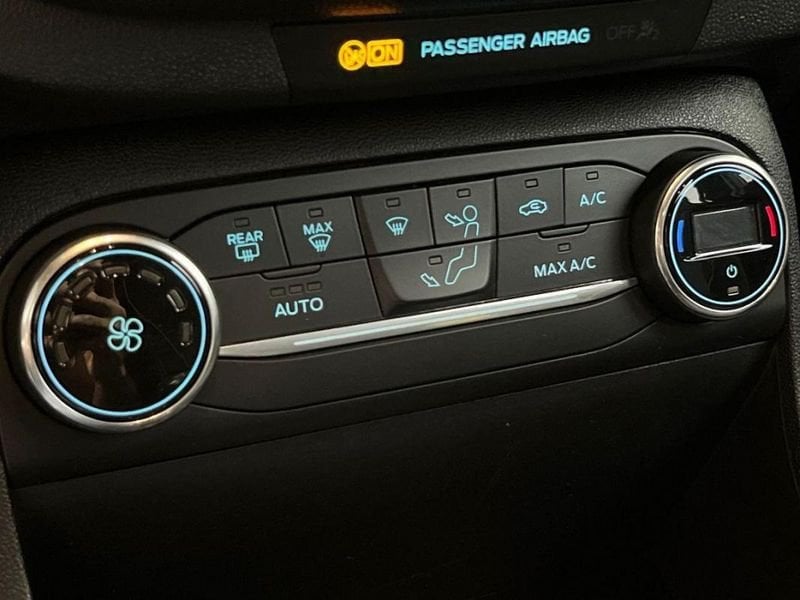 Ford Fiesta ACTIVE 1.0 EcoBoost 85 S&S BVM6 Pack 2018 — photo 19