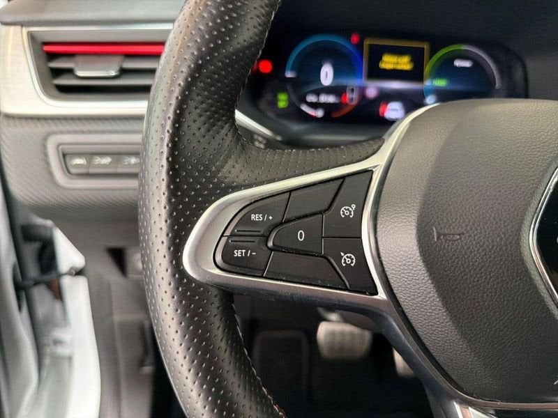 Renault Captur E-Tech 145 - 21 R.S. Line 2022 — photo 21