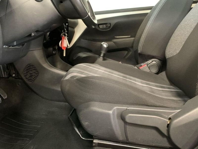 Peugeot 108 VTi 72ch S&S BVM5 Style 2019 — photo 14