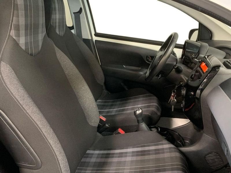 Peugeot 108 VTi 72ch S&S BVM5 Style 2019 — photo 13
