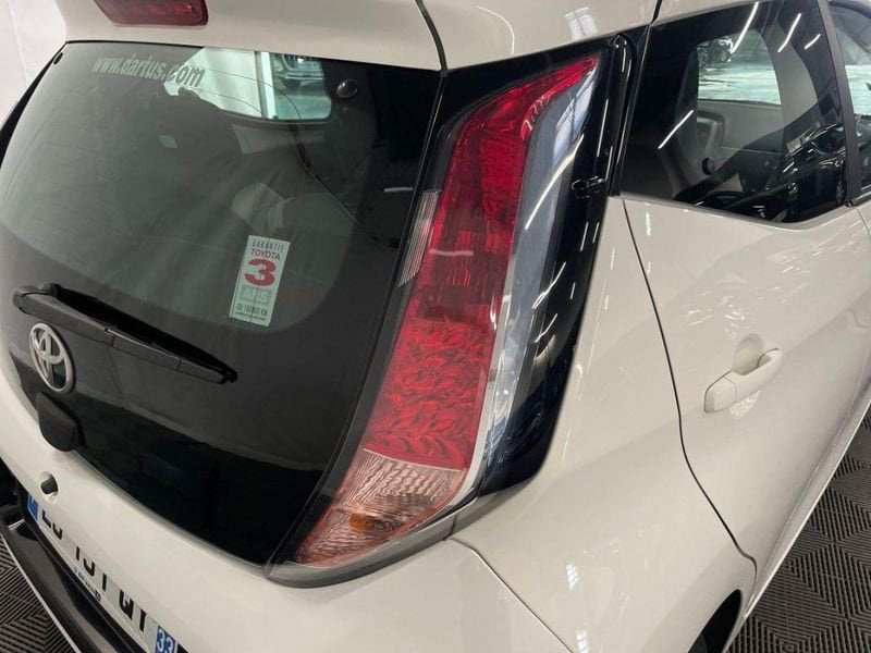 Toyota Aygo 1.0 VVT-i x-wave 3 2017 — photo 31