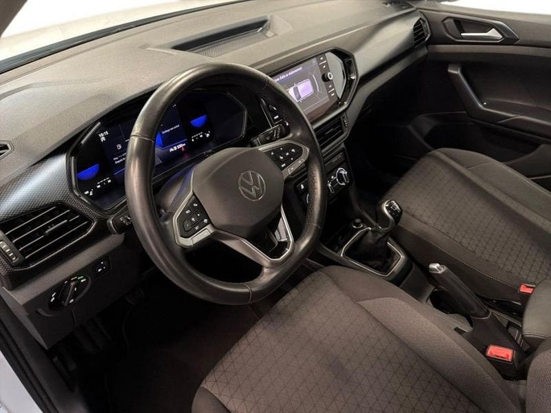 Volkswagen T-Cross 1.0 TSI 95 Start/Stop BVM5 Life Plus 2023 — photo 9