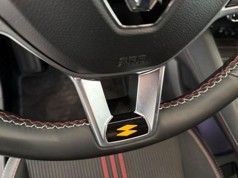 Renault Captur E-Tech 145 - 21 R.S. Line 2022 — photo 33