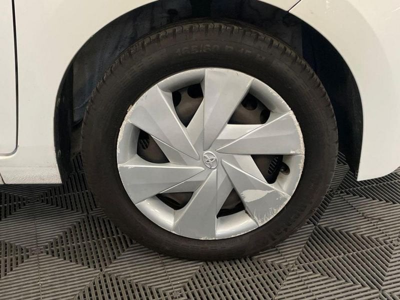 Toyota Aygo 1.0 VVT-i x-wave 3 2017 — photo 30