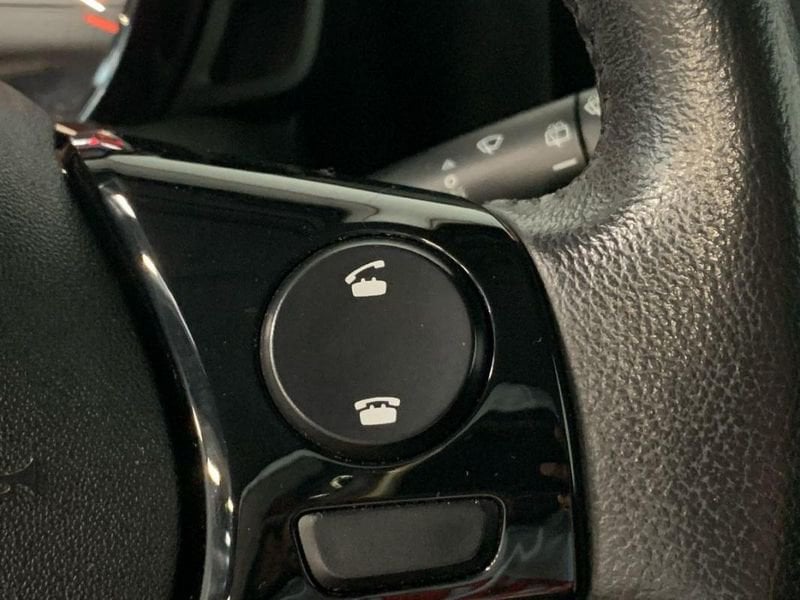Peugeot 108 VTi 72ch S&S BVM5 Style 2019 — photo 20